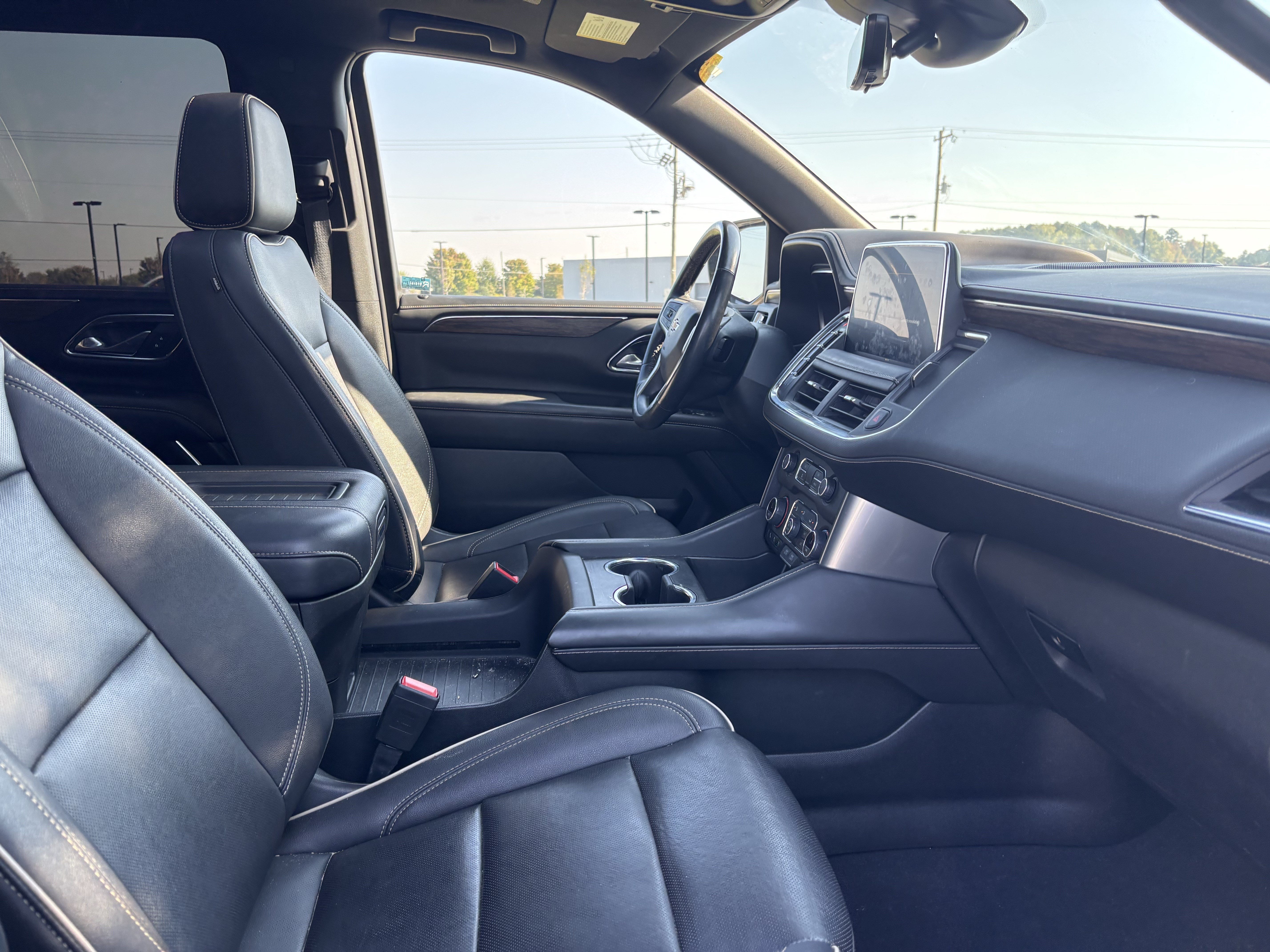 Used 2023 Chevrolet Tahoe Premier AWD/4WD image 34