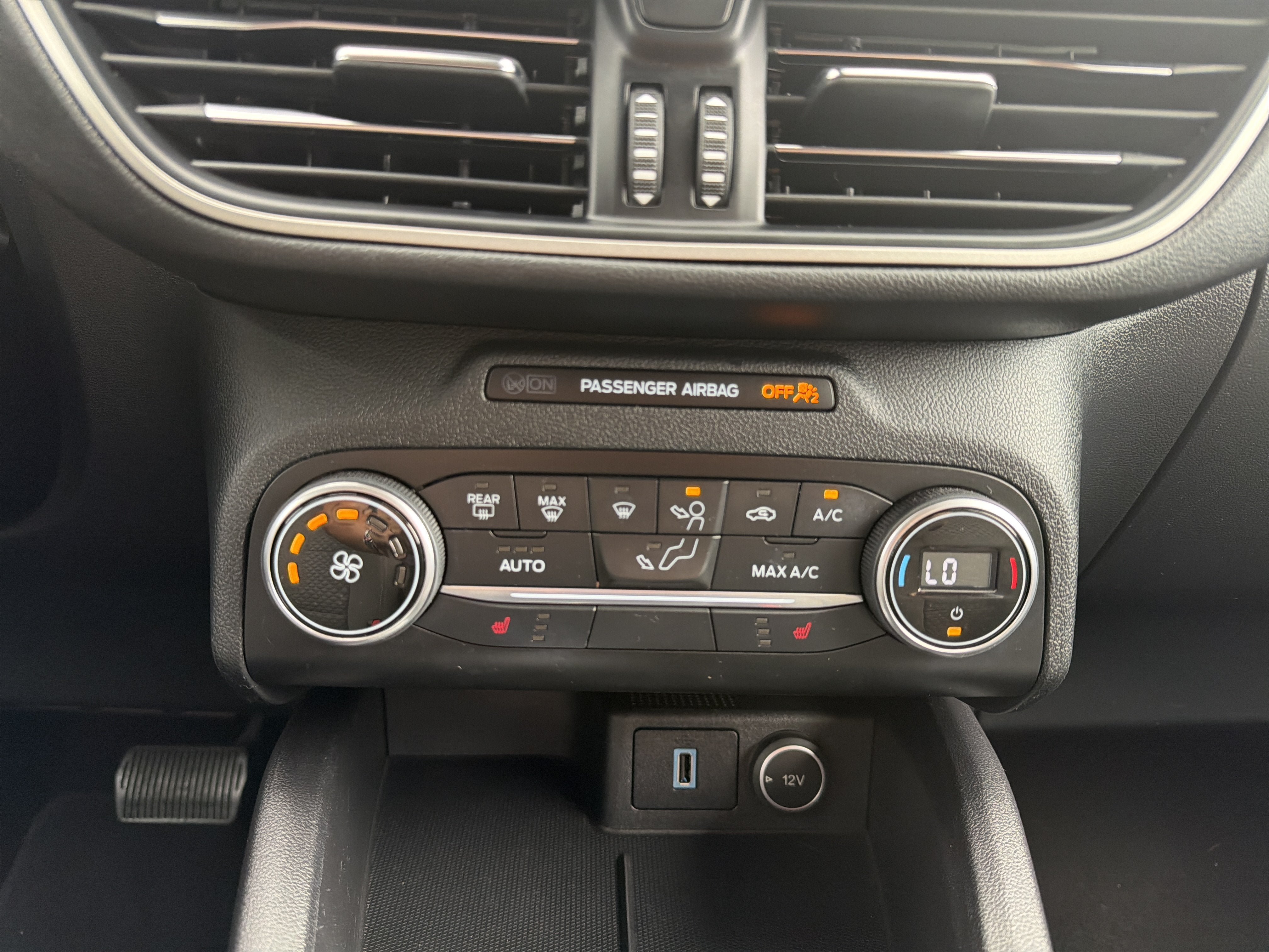Used 2020 Ford Escape SE AWD/4WD image 21