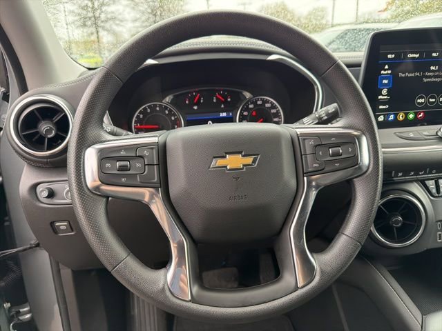 Used 2025 Chevrolet Blazer LT image 13
