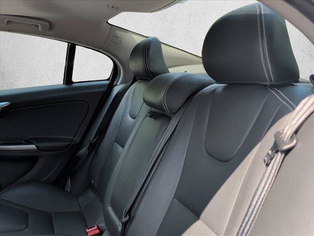 Used 2018 Volvo S60 T5 Dynamic w/ Vision Package FWD image 18