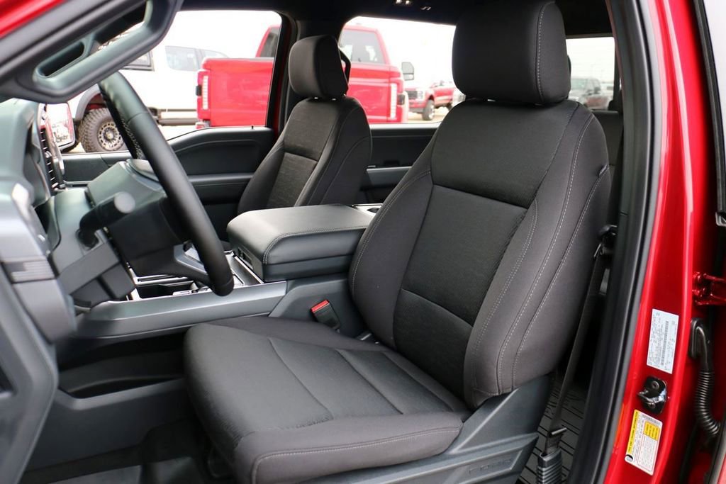 New 2025 Ford F150 XLT w/ Equipment Group 302A MID image 18