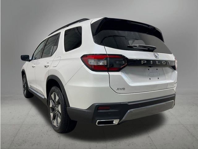 New 2026 Honda Pilot Touring image 3