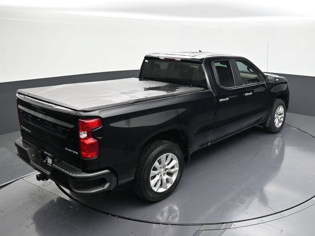Used 2023 Chevrolet Silverado 1500 Custom RWD image 16
