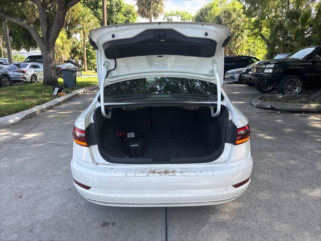 Used 2019 Volkswagen Jetta S FWD image 32