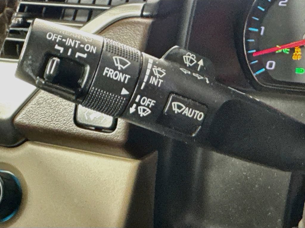 Used 2019 Chevrolet Tahoe LT AWD/4WD image 14