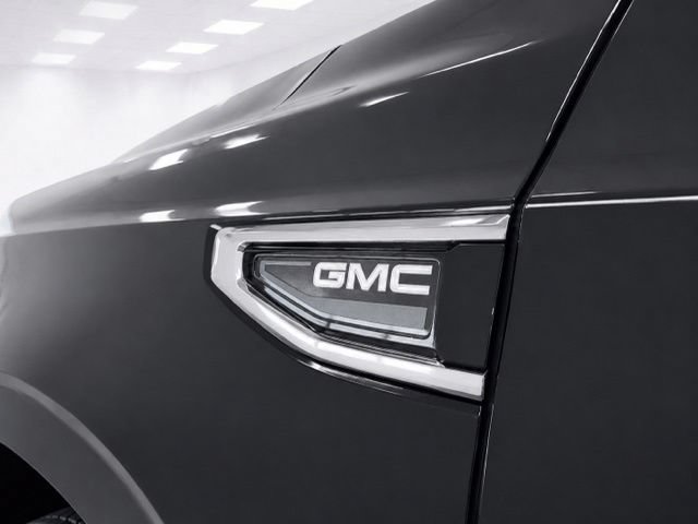 Used 2023 GMC Yukon XL Denali Ultimate w/ LPO, Floor Liner Package AWD/4WD image 6