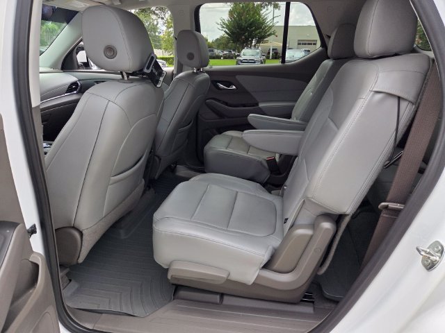 Used 2020 Chevrolet Traverse Premier FWD image 12