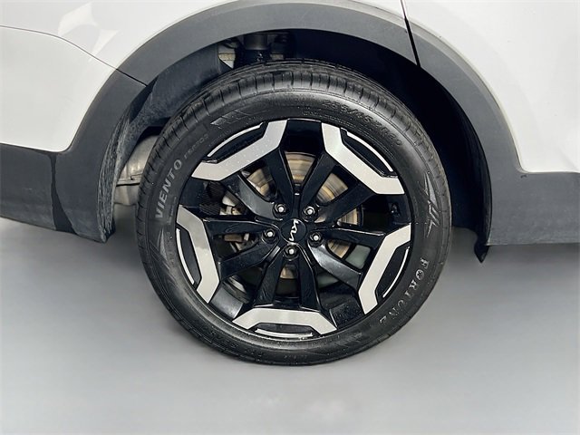 Used 2023 Kia Telluride EX w/ EX Captain's Chair Package image 40