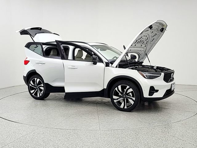 New 2026 Volvo XC40 B5 Ultra w/ Climate Package AWD/4WD image 10