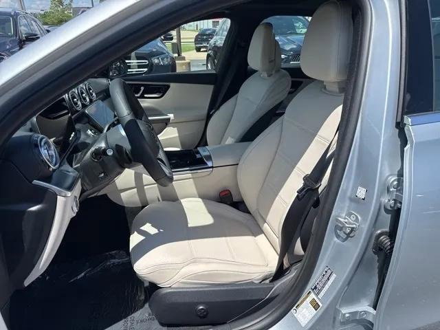 New 2025 Mercedes-Benz C 300 4MATIC Sedan image 23