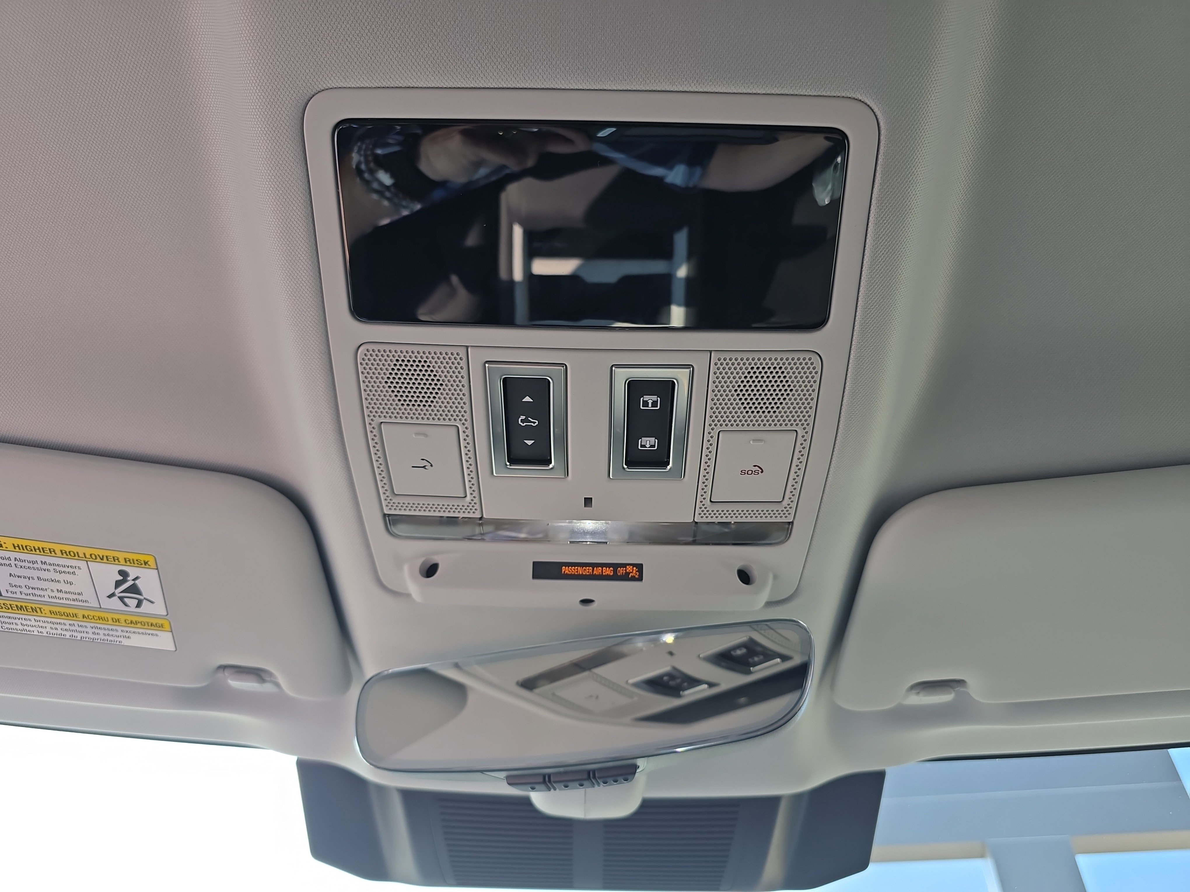 Certified 2025 Land Rover Defender 110 S AWD/4WD image 24