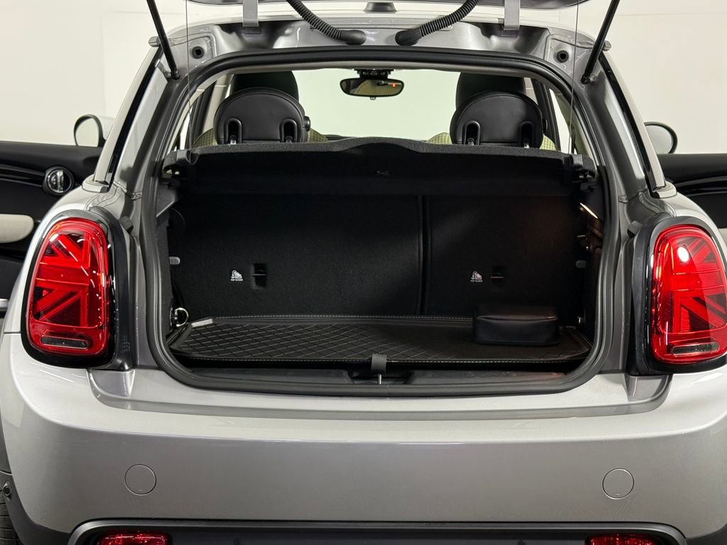 Certified 2024 MINI Cooper SE image 32