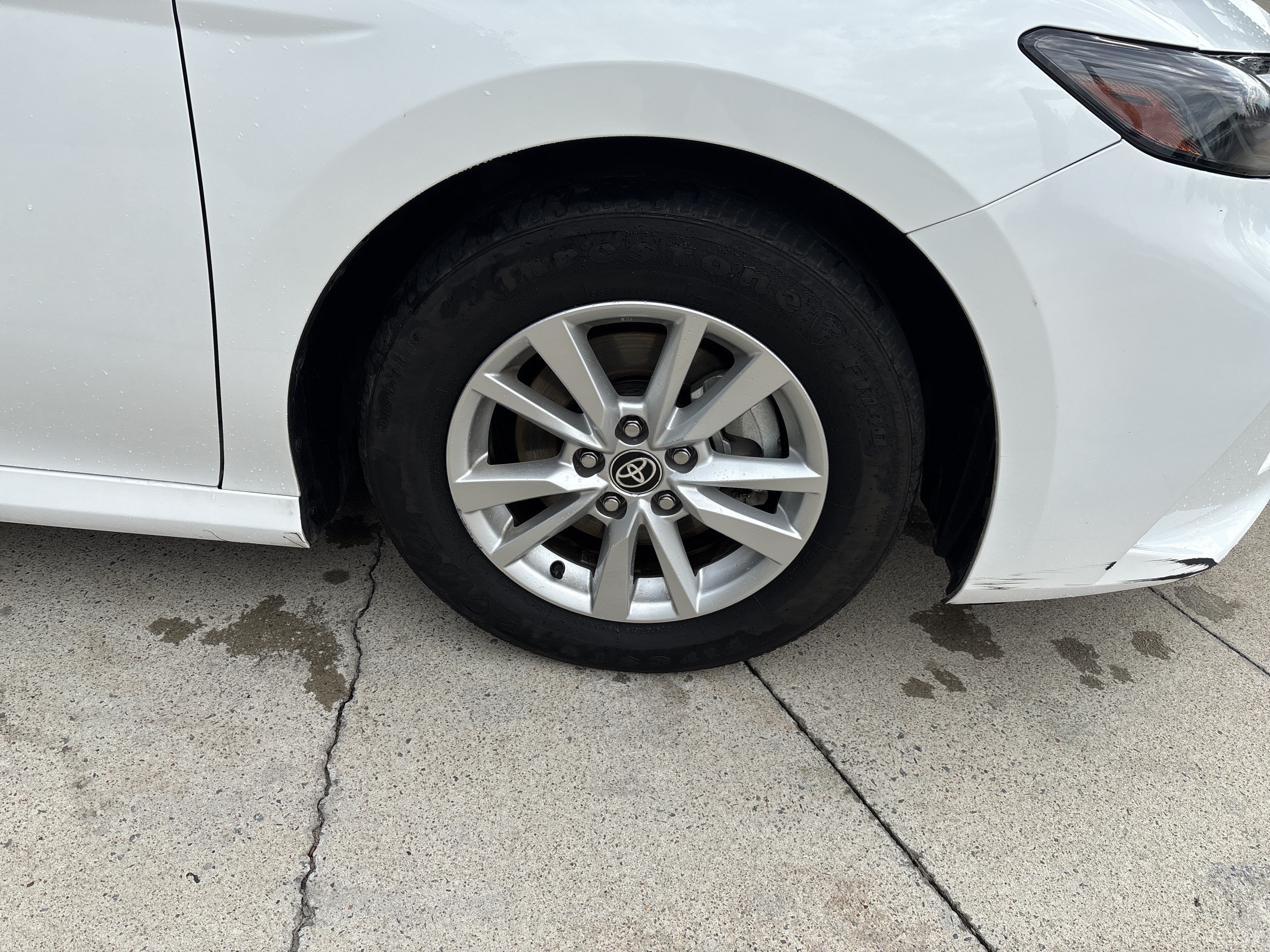 Used 2025 Toyota Camry Hybrid FWD image 34