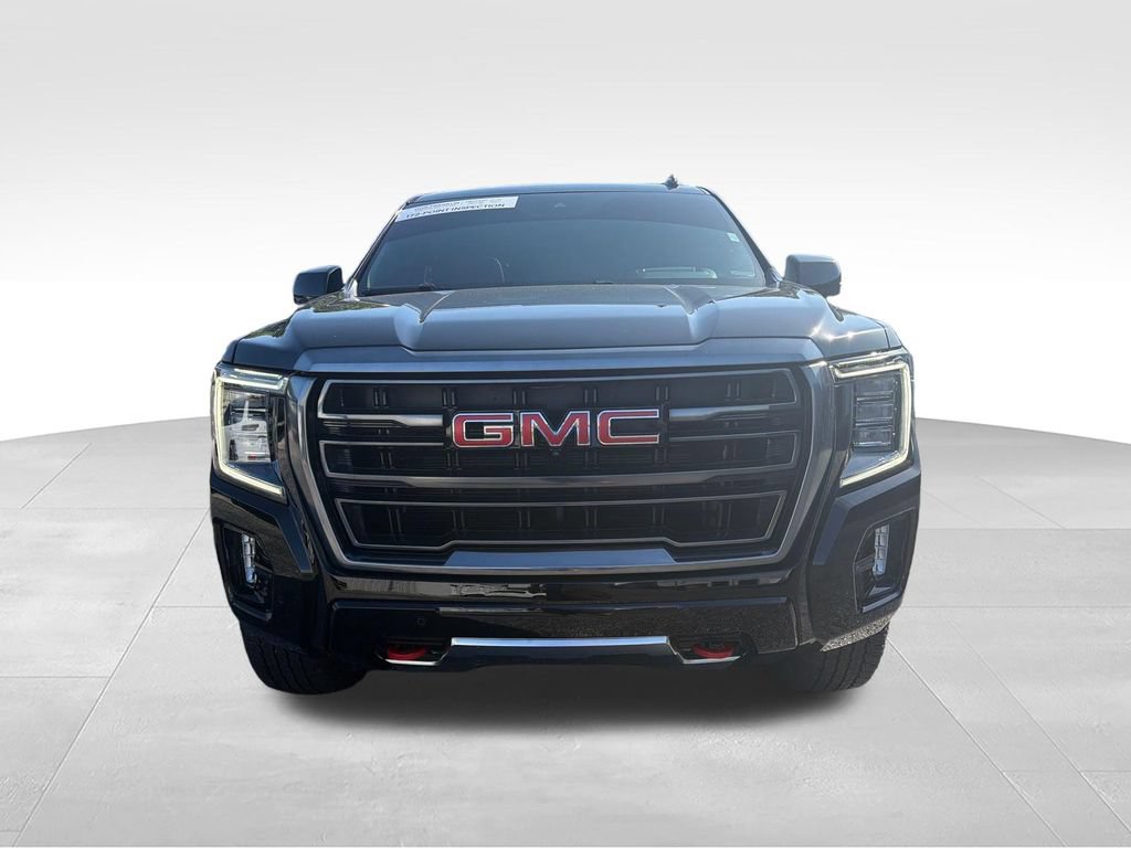 Used 2024 GMC Yukon XL AT4 w/ AT4 Premium Package AWD/4WD image 8