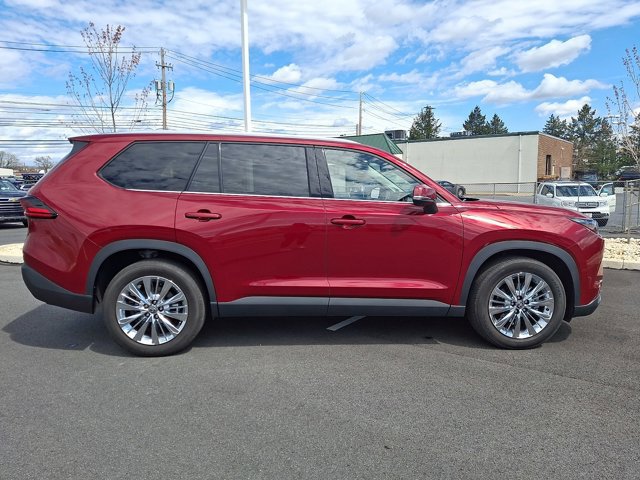 Certified 2025 Toyota Grand Highlander AWD image 7