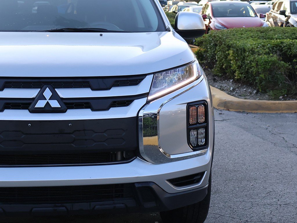 Used 2021 Mitsubishi Outlander Sport ES image 11