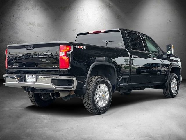 Used 2024 Chevrolet Silverado 2500 LTZ AWD/4WD image 3