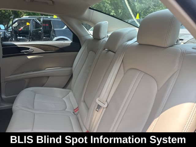 Used 2018 Lincoln MKZ Select w/ Select Plus Package AWD/4WD image 16