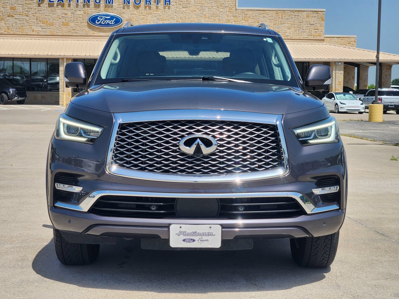 Used 2024 INFINITI QX80 Luxe AWD/4WD image 6