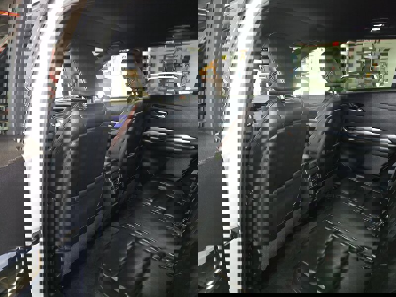 Used 2020 Cadillac XT4 Premium Luxury image 10