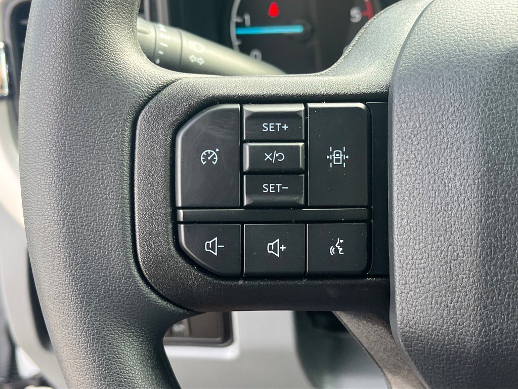 New 2026 Ford F350 XL w/ XL Chrome Package image 15