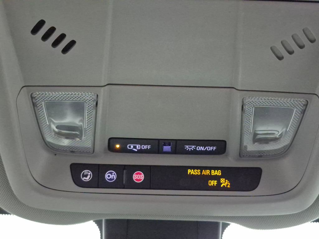 Used 2020 GMC Terrain SLE image 21