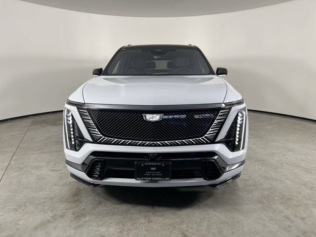 Used 2026 Cadillac Vistiq Platinum w/ LPO, Floor Liner Package AWD/4WD image 3
