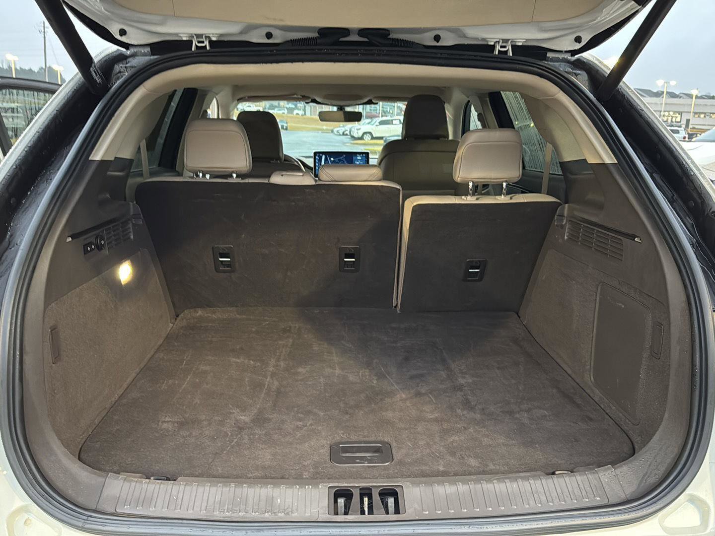 Used 2022 Lincoln Nautilus FWD w/ Premium Package image 29