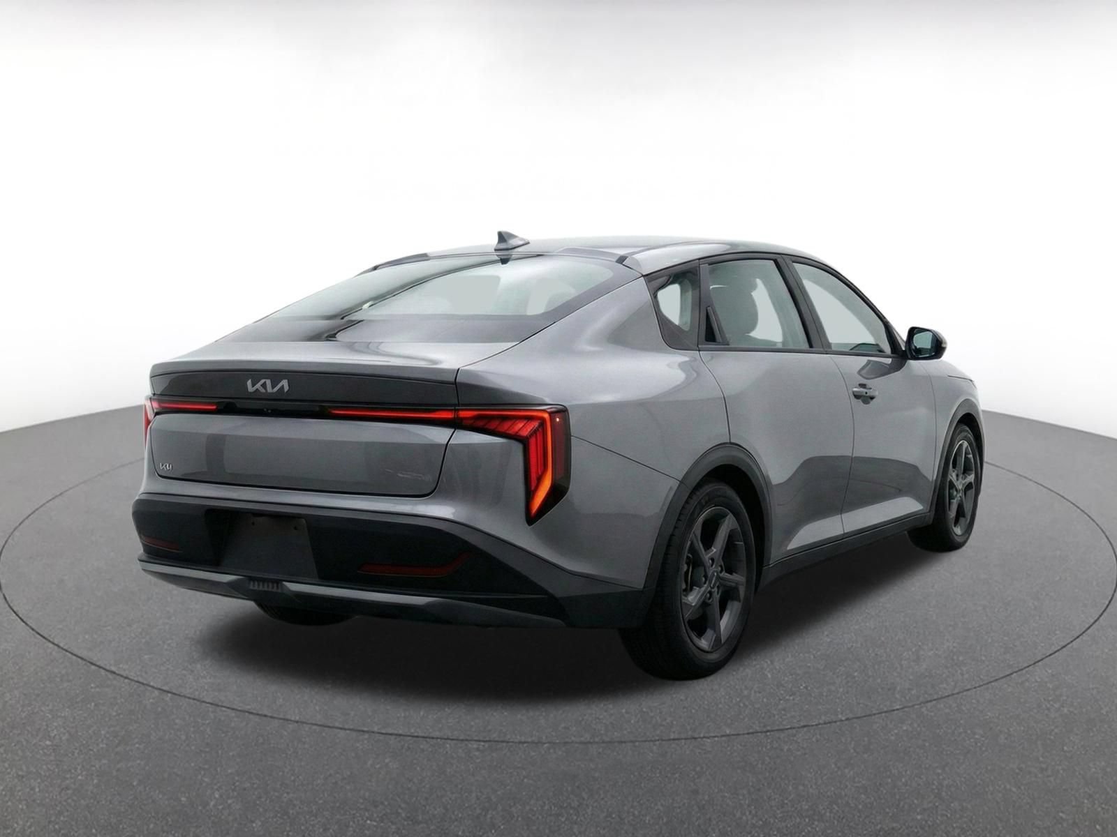 Used 2025 Kia K4 FWD image 8
