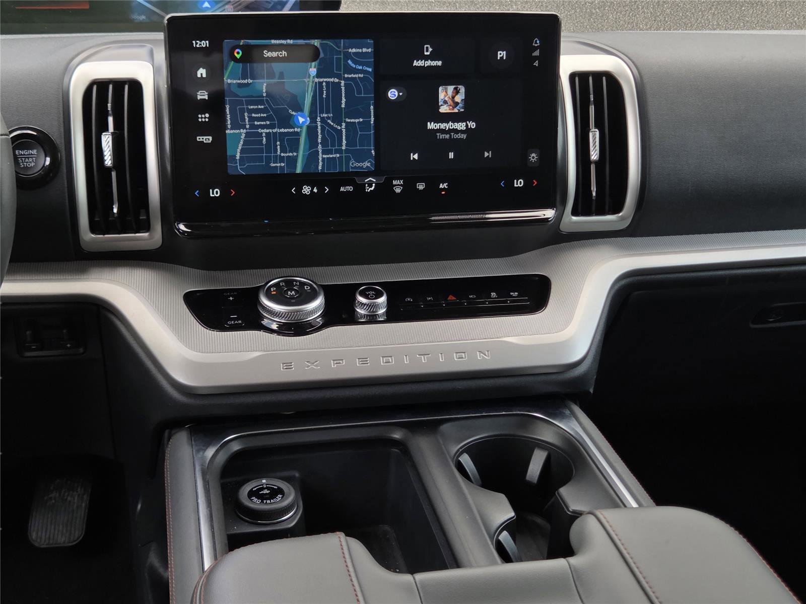 Used 2025 Ford Expedition Active RWD image 10