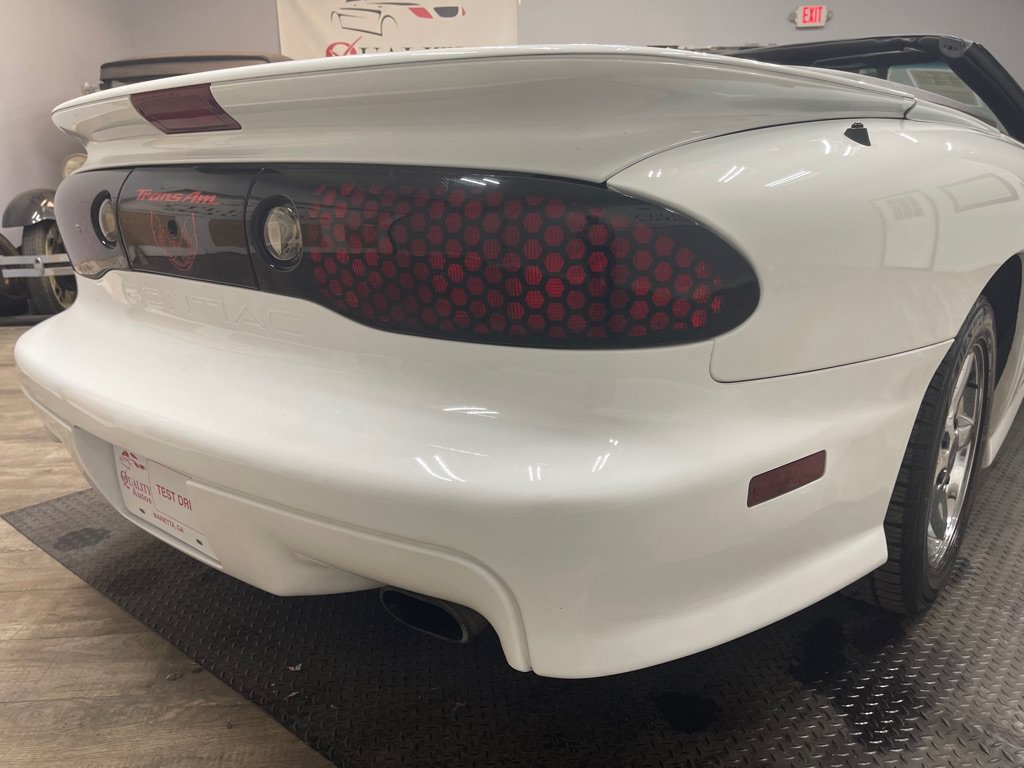 Used 2000 Pontiac Firebird Trans Am RWD image 12