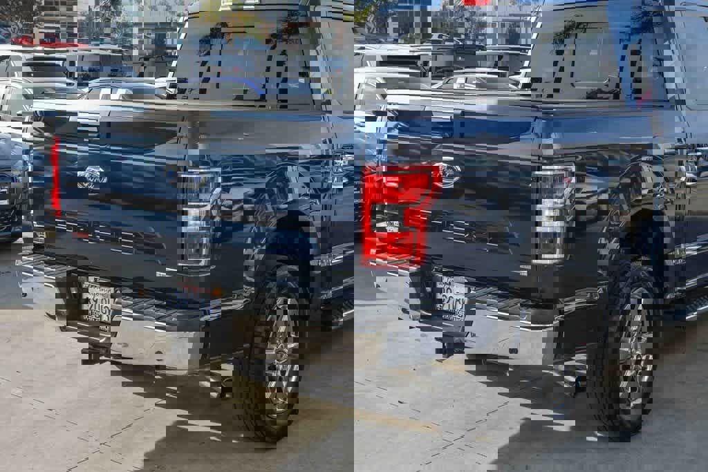 Used 2019 Ford F150 XLT w/ Equipment Group 302A Luxury image 6