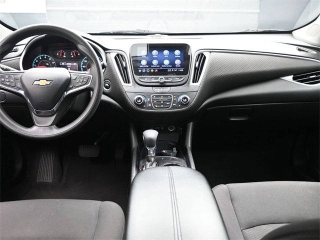 Used 2023 Chevrolet Malibu LT image 9