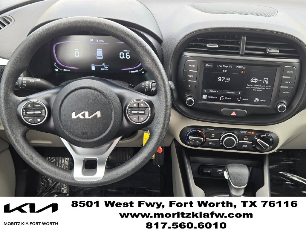 Certified 2024 Kia Soul LX w/ Option Group 015 FWD image 25