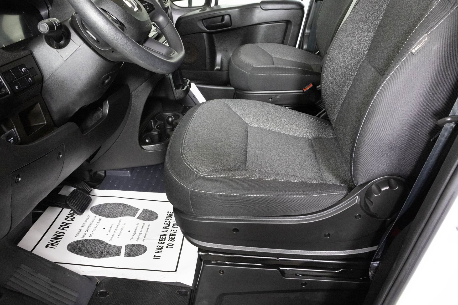 Used 2023 RAM ProMaster 2500 image 17