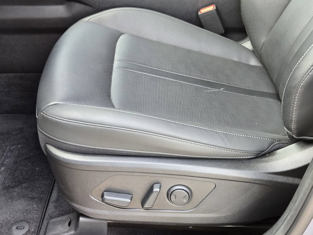 New 2025 Kia Sorento S AWD/4WD image 19