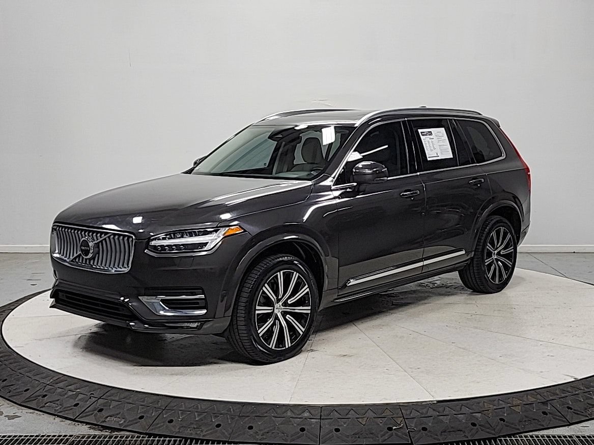 Used 2024 Volvo XC90 B5 Plus AWD/4WD image 3