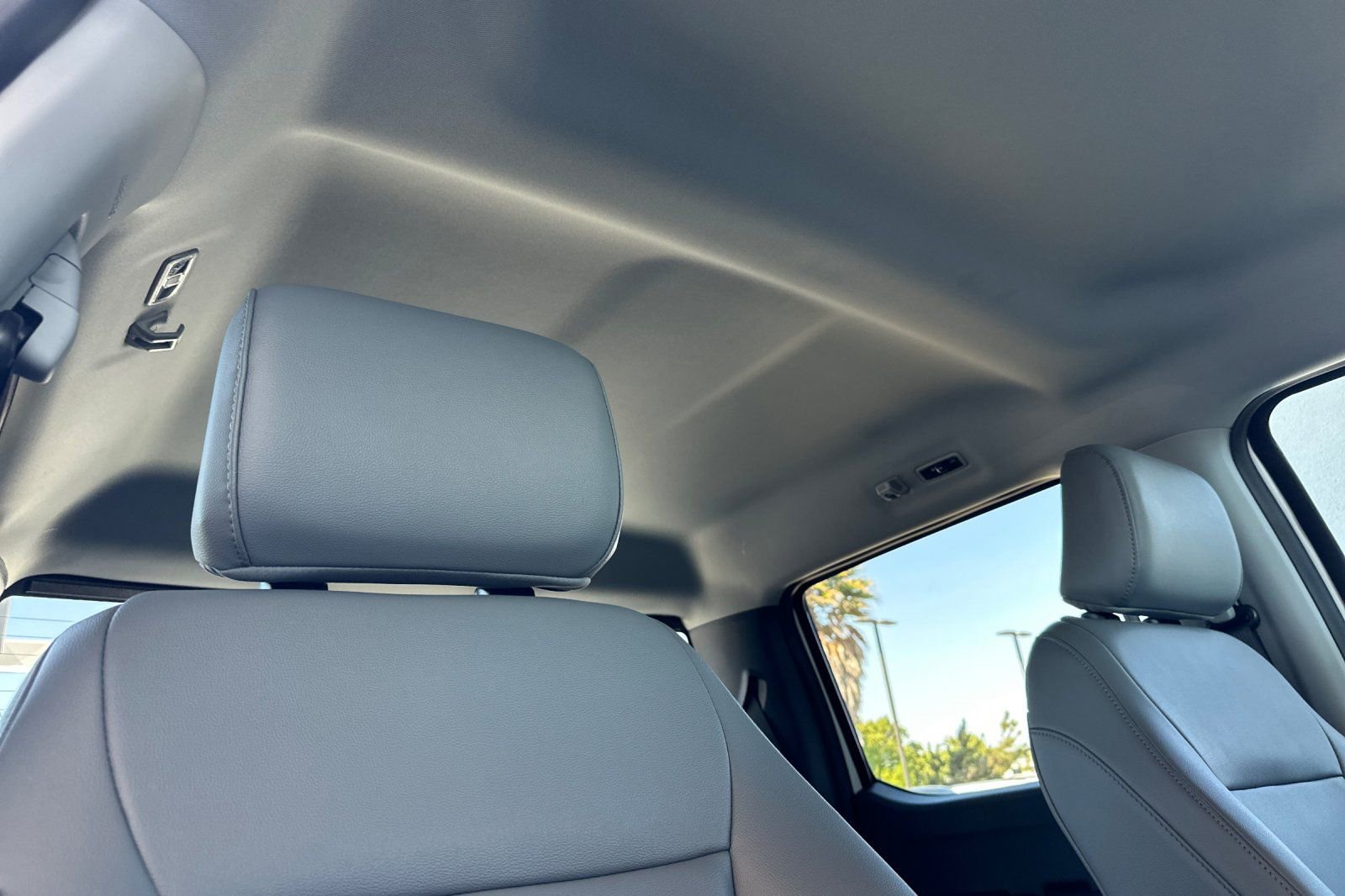 New 2025 Ford F350 XL w/ XL Chrome Package image 15