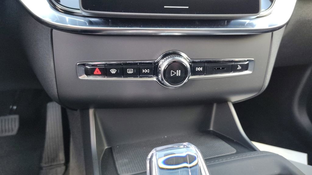 New 2026 Volvo XC90 B6 Plus AWD/4WD image 21