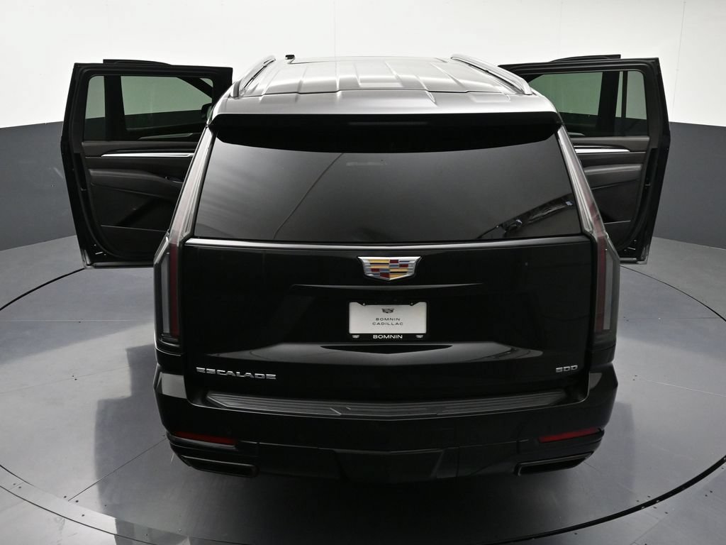 Used 2025 Cadillac Escalade ESV Sport w/ LPO, Floor Liner Package AWD/4WD image 37