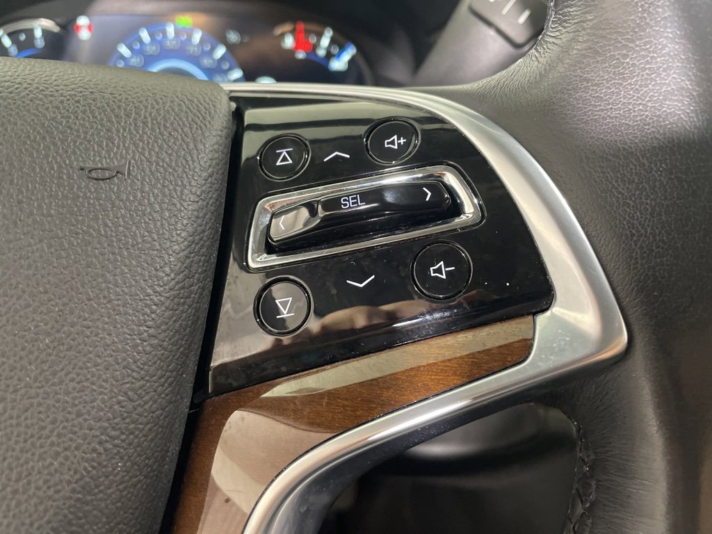 Used 2020 Cadillac Escalade 4WD image 14