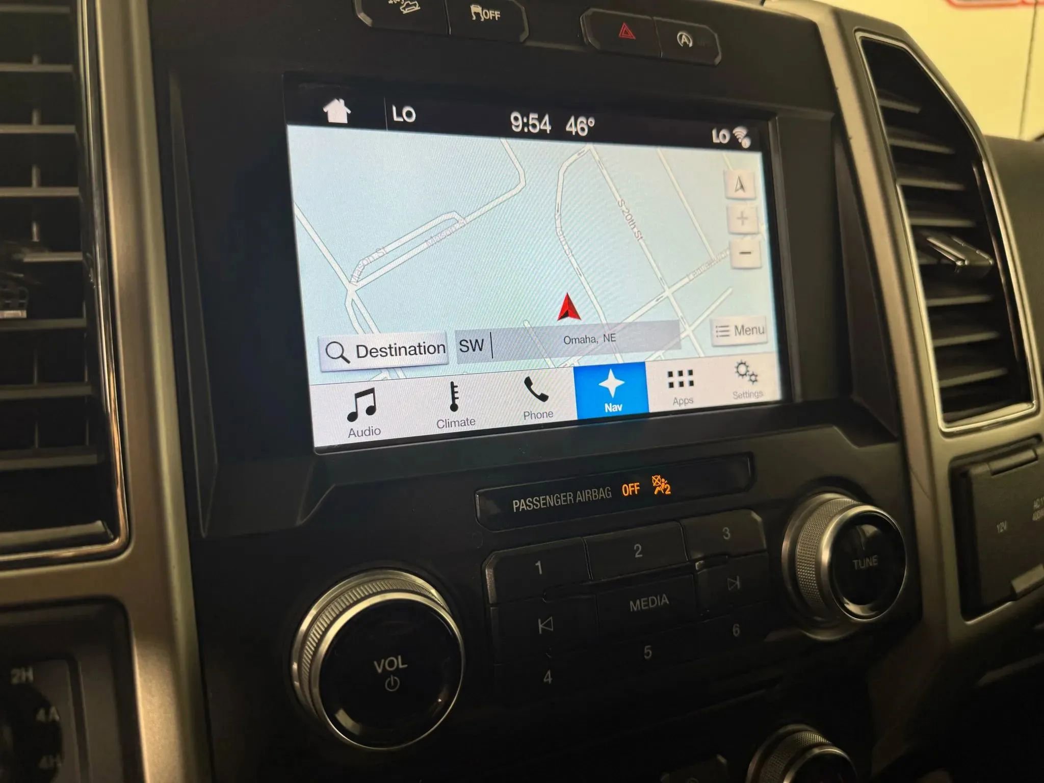 Used 2018 Ford F150 Lariat w/ Equipment Group 502A Luxury image 19