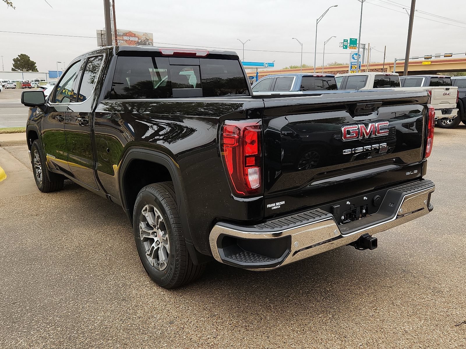New 2026 GMC Sierra 1500 SLE w/ Preferred Package RWD image 2