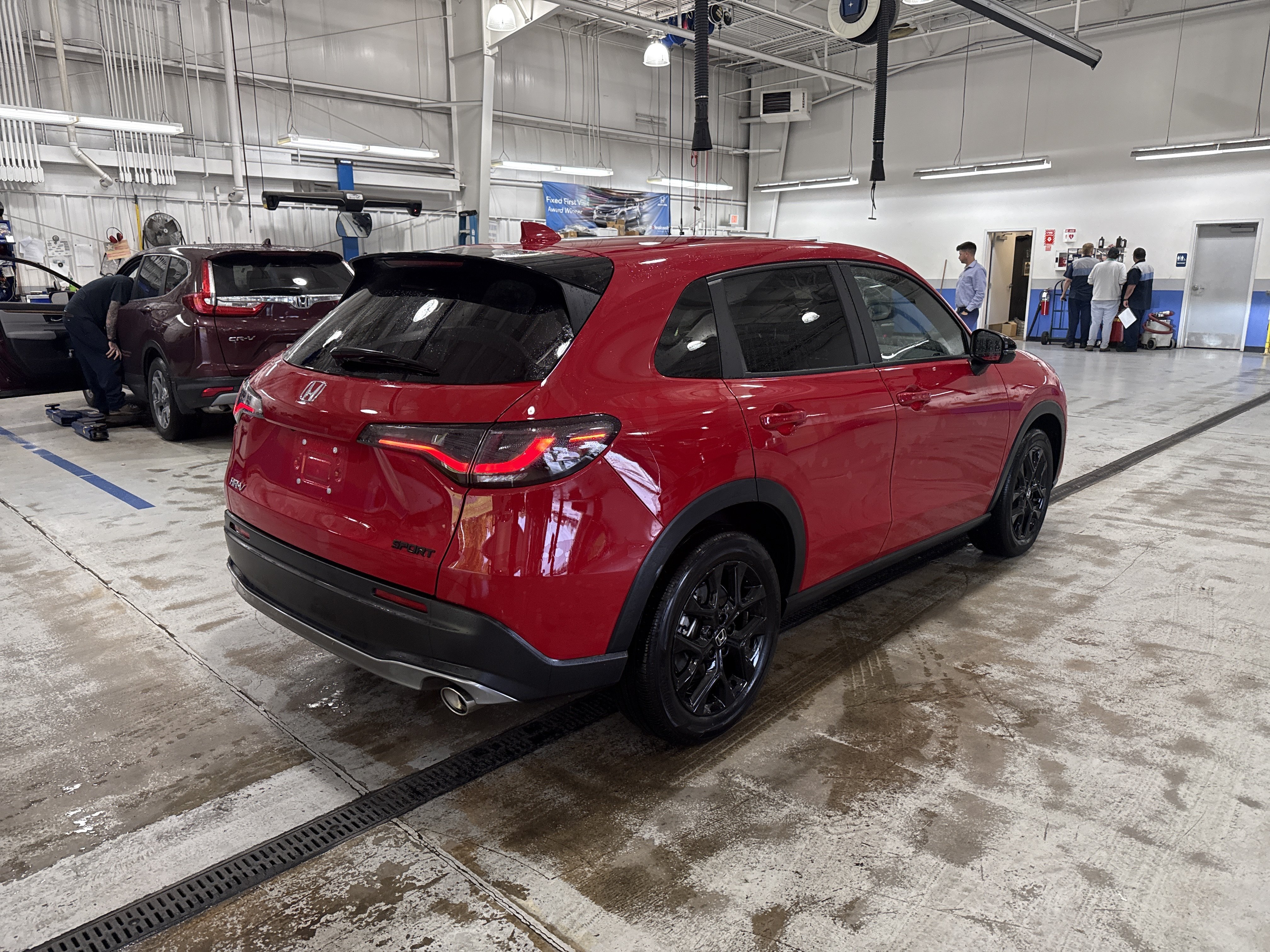 Used 2024 Honda HR-V Sport image 3