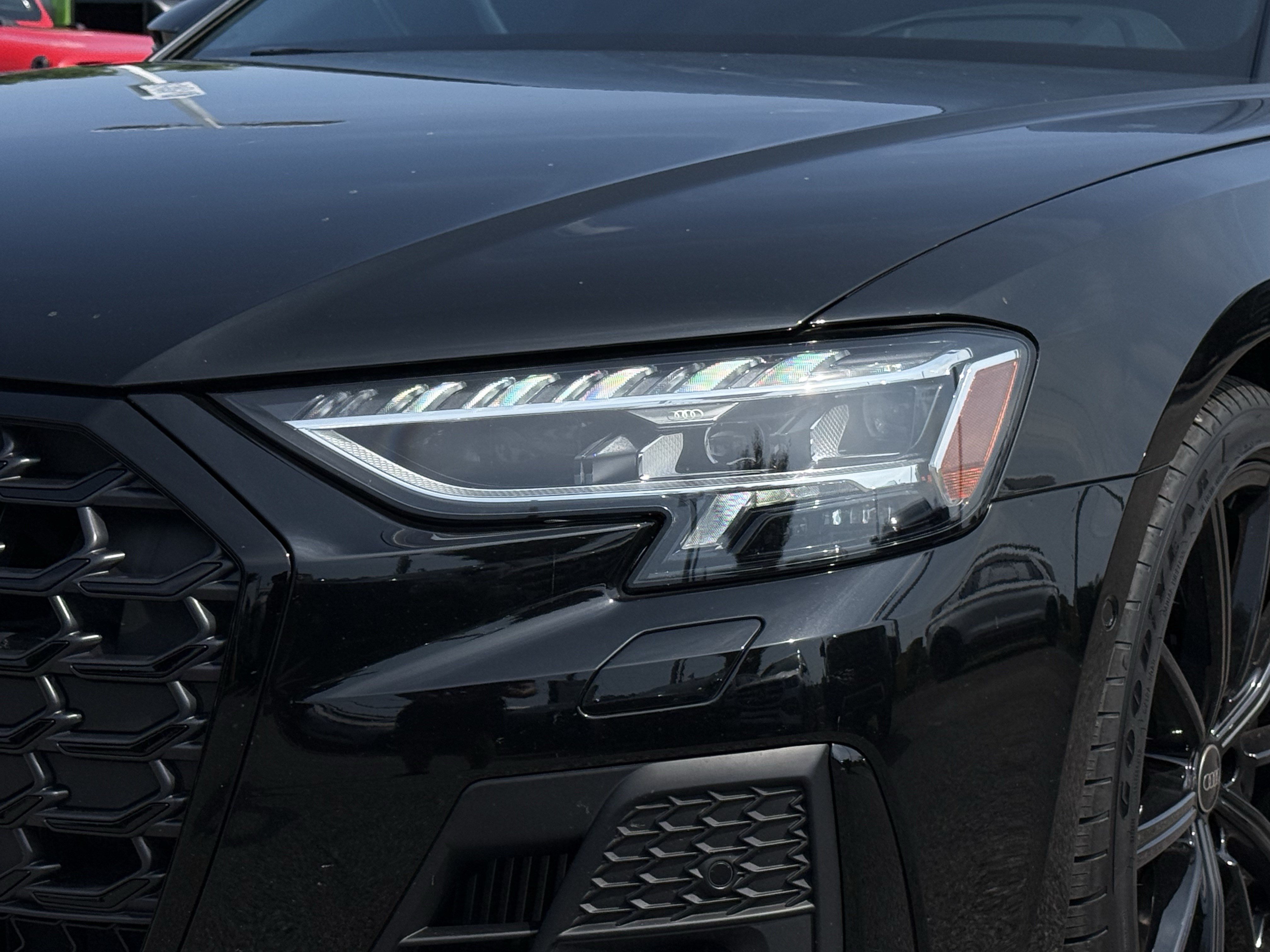 Used 2024 Audi S8 AWD/4WD image 6