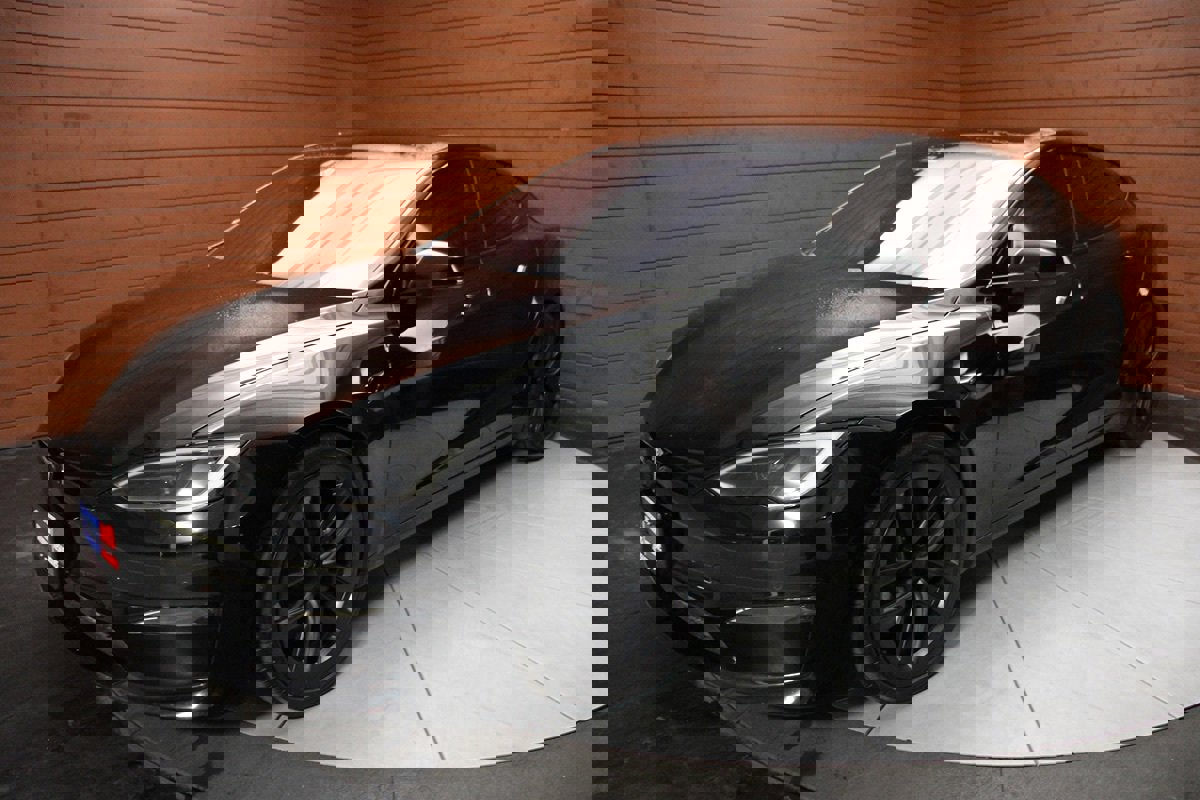 Used 2022 Tesla Model S Plaid image 7