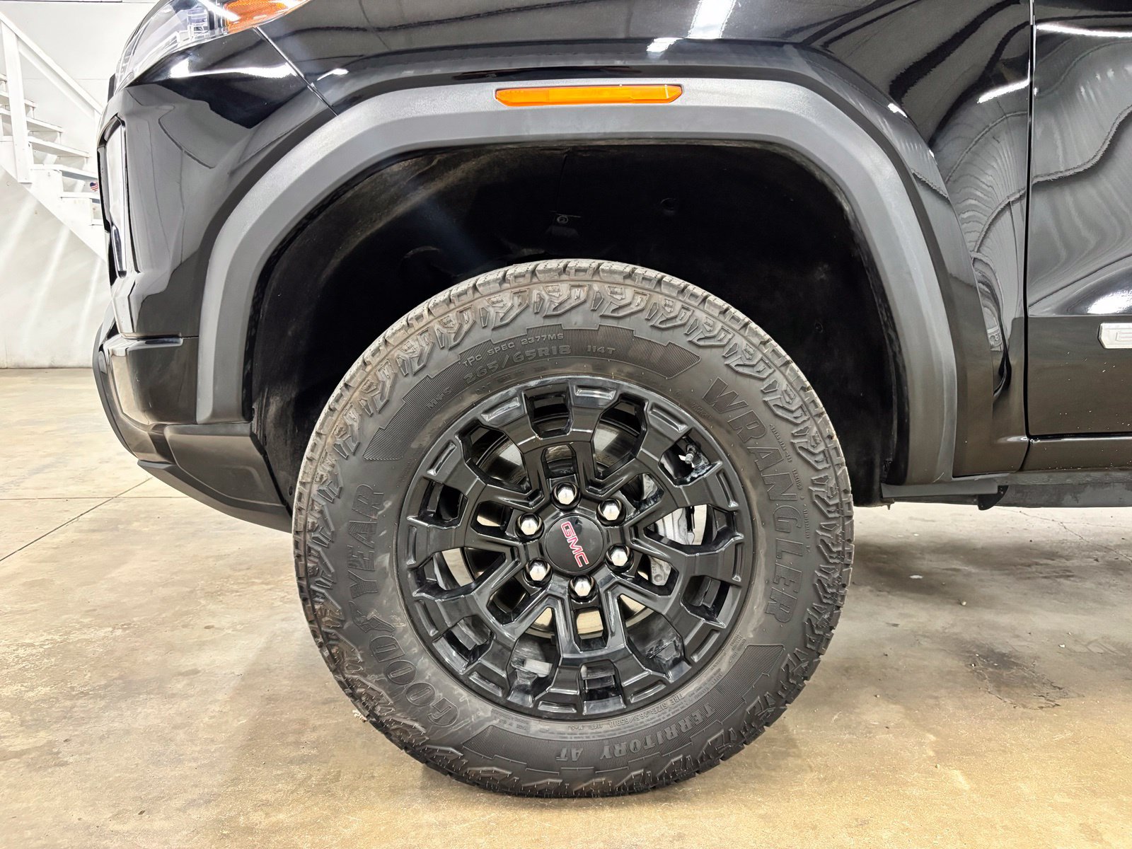 Used 2026 GMC Canyon Elevation RWD image 10