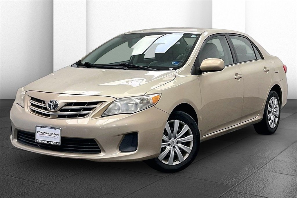 Used 2013 Toyota Corolla LE image 10