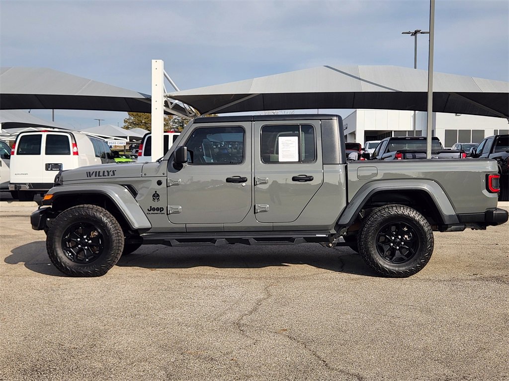 Used 2021 Jeep Gladiator Sport image 4