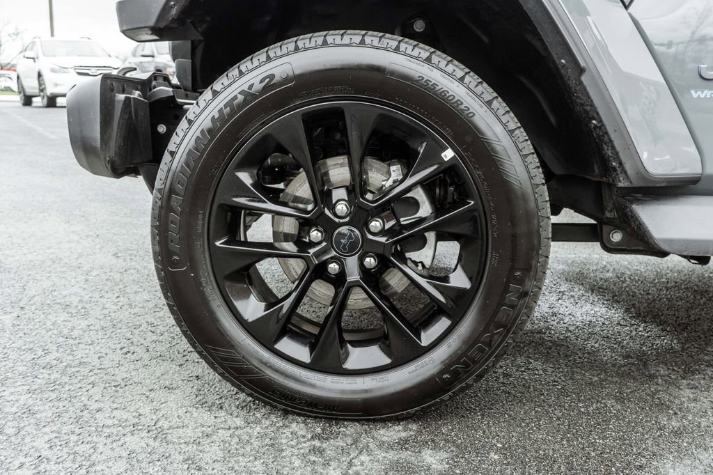 Used 2025 Jeep Wrangler Unlimited Sahara image 39